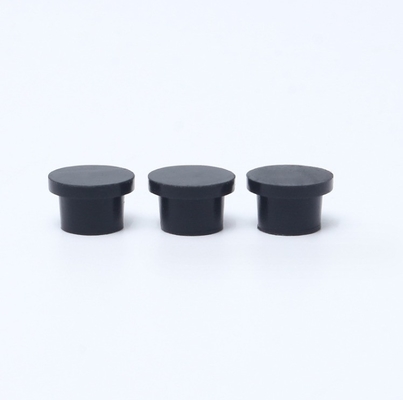 Специализированные уплотнительные детали EPDM/NBR/NR резиновый конец крышки с фиксированной натуральной резиновой розеткой